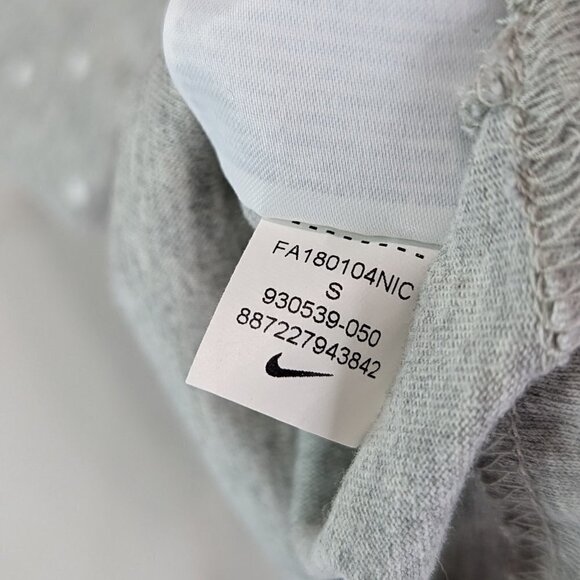 Nike T Shirt Women Small Gray Crop Tee Crop Polka Dot Yellow Short Sleeve 930539 - Picture 11 of 12